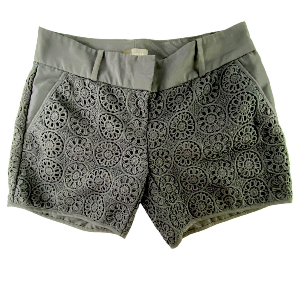 The Limited black crochet circle pattern print shorts, 0